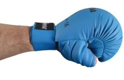 SMAI WKF- Kar-Handschutz M. Daumen Blau -Kampfsportausrüstung 100 FLB SMAI WKF Kar Handschutz m Daumen blau 2 1280x1280