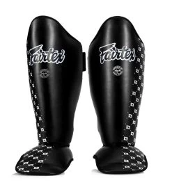 Fairtex SP5 Competition Schienbein-Spannschutz Schwarz 15 Fairtex SP5 Competition Schienbein-Spannschutz Schwarz -Kampfsportausrüstung FTSP5B Fairtex SP5 Competition Schienbein Spannschutz schwarz 1 1280x1280