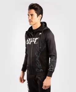 VENUM UFC Fight Week Hoodie Black 12 VENUM UFC Fight Week Hoodie Black -Kampfsportausrüstung V00044 001 S VENUM UFC Fight Week Hoodie black S 3 1280x1280