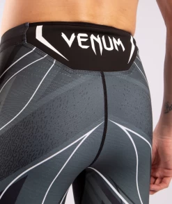 Venum UFC Fight Night Pro Line Vale Tudo Shorts - Black -Kampfsportausrüstung V00073 001 Venum UFC Fight Night Pro Line Vale Tudo Shorts black 4 1280x1280