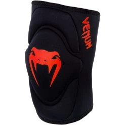 PHOENIX Venum Kontact Gel Knee Pad - Black/Red -Kampfsportausrüstung V0178 100M Venum Kontact Gel Knee Pad BlackRed M 1 1280x1280