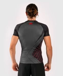 Venum Contender 5.0 Rashguard - Short Sleeves - Schwarz/rot 10 Venum Contender 5.0 Rashguard - Short Sleeves - Schwarz/rot -Kampfsportausrüstung V03568 100 L Venum Contender 5 0 Rashguard Short Sleeves schwarzrot L 3 1280x1280