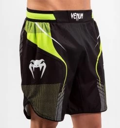 Venum VTC 3 Fighshorts Black/ Neo Yellow -Kampfsportausrüstung V04084 116 S Venum VTC 3 Fighshorts Black Neo Yellow S 3 1280x1280