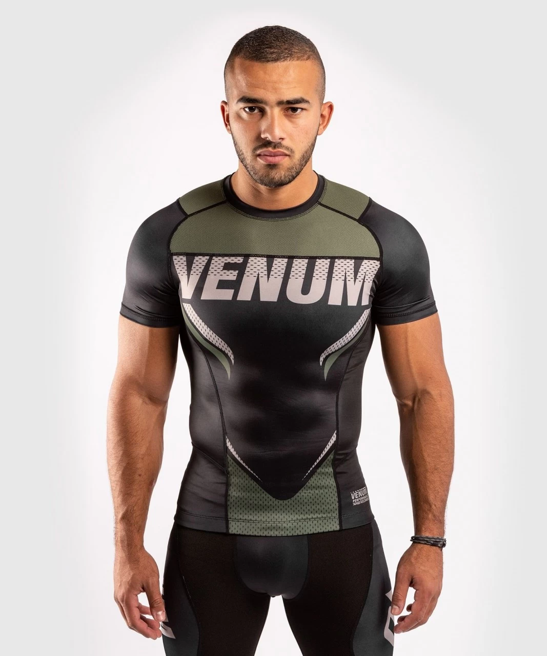 Venum ONE FC2 Rashguard Short Sleeves Black / Khaki 6 Venum ONE FC2 Rashguard Short Sleeves Black / Khaki - Image 6