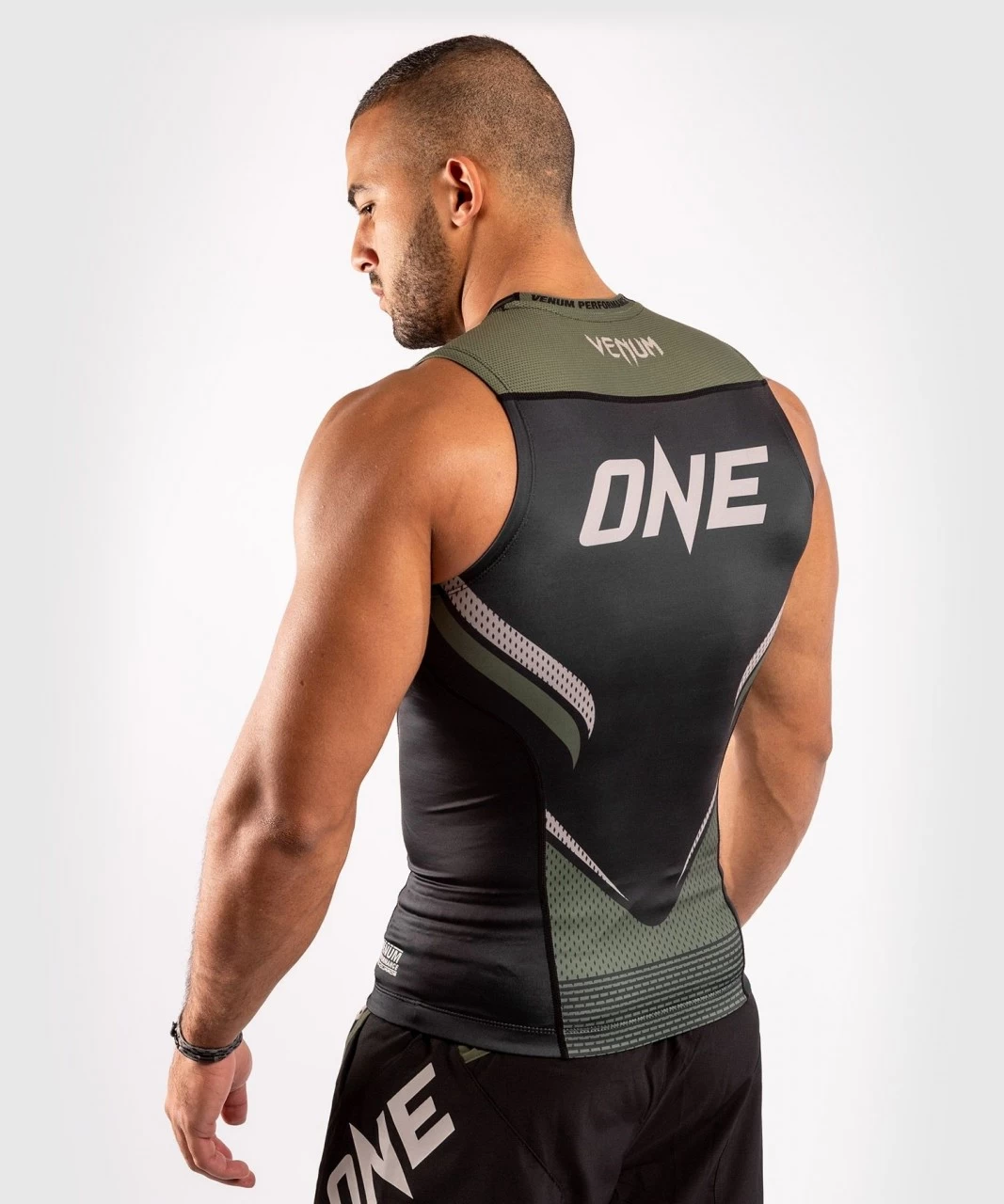 Venum ONE FC2 Rashguard Sleeveless Black / Khaki 3 Venum ONE FC2 Rashguard Sleeveless Black / Khaki - Image 3
