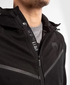 VENUM Laser Evo 3 Hoodie Black -Kampfsportausrüstung V04251 114 VENUM Laser Evo 3 Hoodie black 4 1280x1280