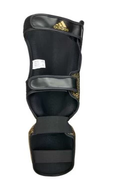 Adidas Pro Kickboxing Schienbein-Spannschutz Black/gold 11 Adidas Pro Kickboxing Schienbein-Spannschutz Black/gold -Kampfsportausrüstung adiSGSI011 black golde Speed Thai Shin n Step 0041 1280x1280