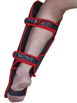 Kwon Schienbein- Und Spannschutz Scratch -Kampfsportausrüstung kwon schienbein und spannschutz scratch 4067201 4 1280x1280